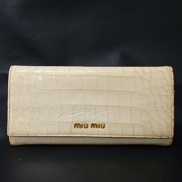 miu miu compact leather wallet クロコダイル Amazon | MIUMIU クロコダイルプリントレザー 三つ折り 財布